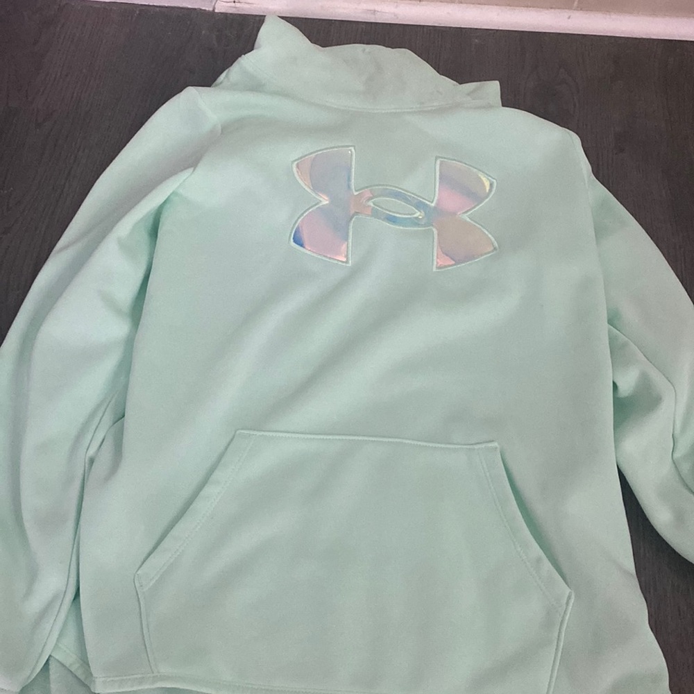 under armor sweatshirt